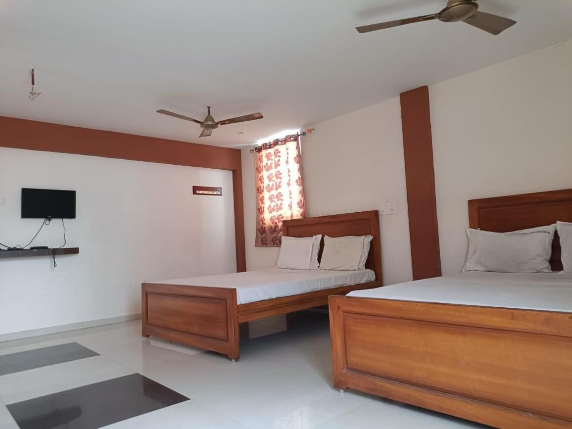 Hotel Duwaraka Rameshwaram Exterior photo